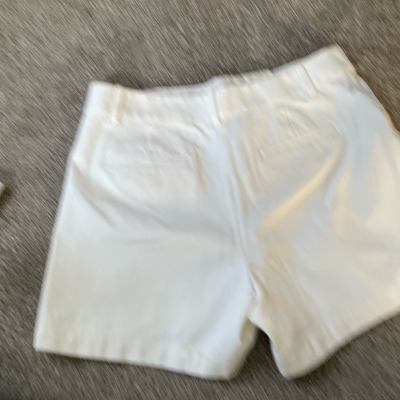 Excellent condition White and Taylor shorts size 8 - Picture 1 of 3